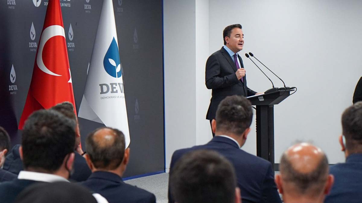 Krizlerden güçlenerek çıktık