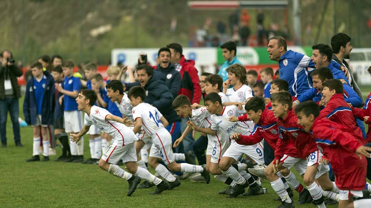 U12 İzmir Cup Turnuvası'nda hedef 2023