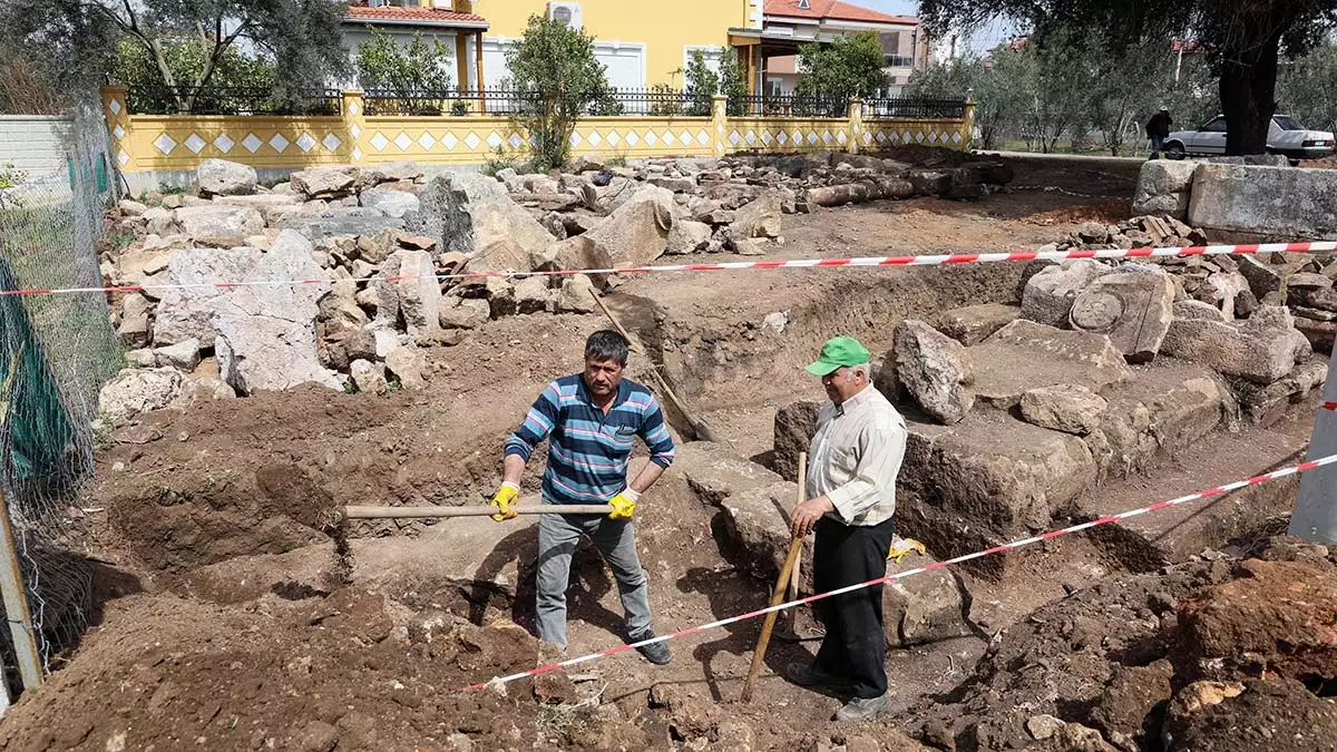 Antalya'da roma dönemine ait mezarlık bulundu