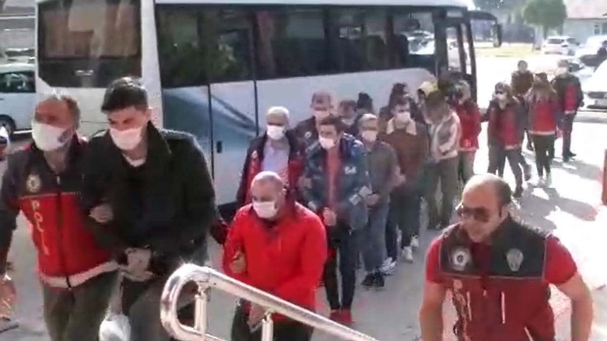 2 bin kişiyi dolandıran şebekenin 18 üyesi tutuklandı