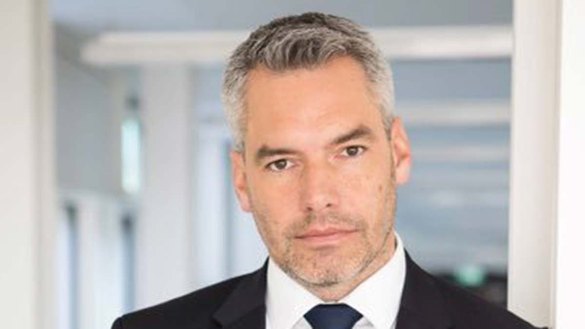 Rus doğalgazını ruble ile ödeme şartını kabul etti iddialarına yanıt