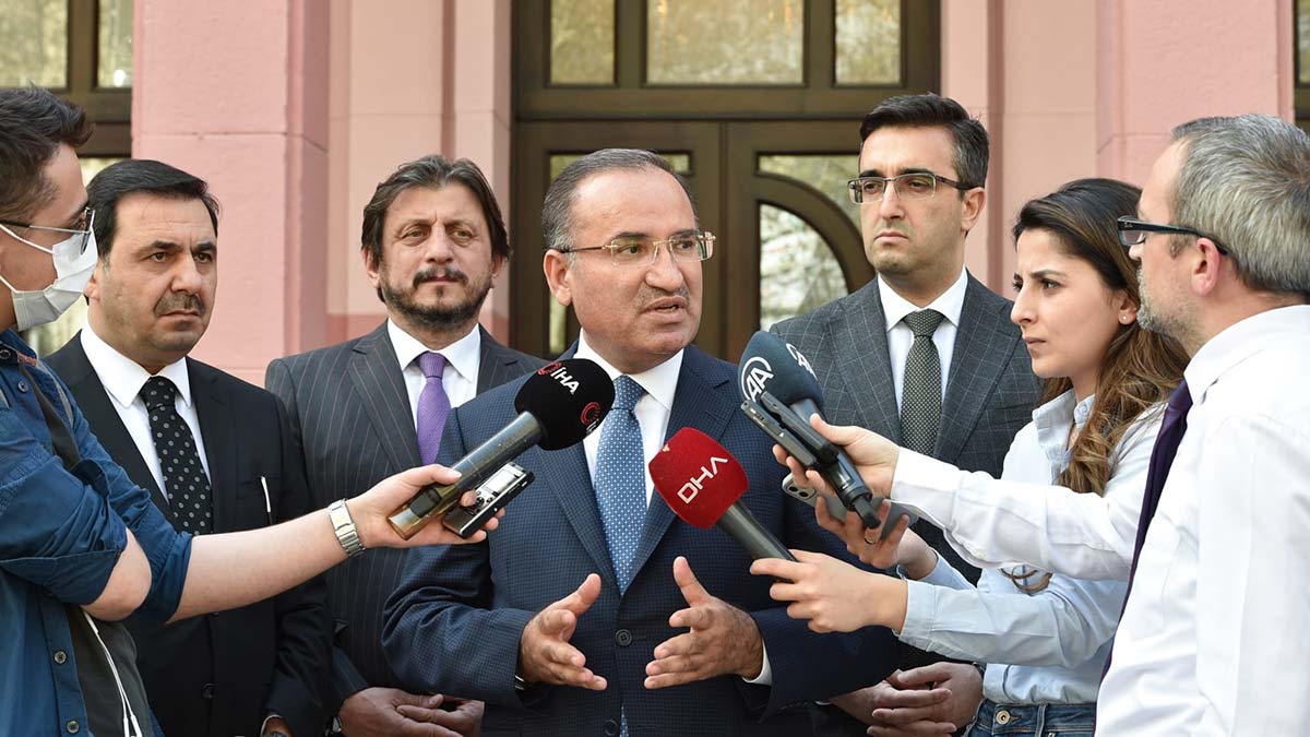 Hakimlere emir ve talimat verilemez