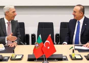 Mevlüt Çavuşoğlu Portekiz Dışişleri Bakanı ile görüştü