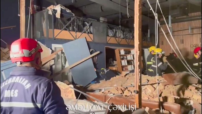 Bakü'de patlama; 1 ölü 31 yaralı