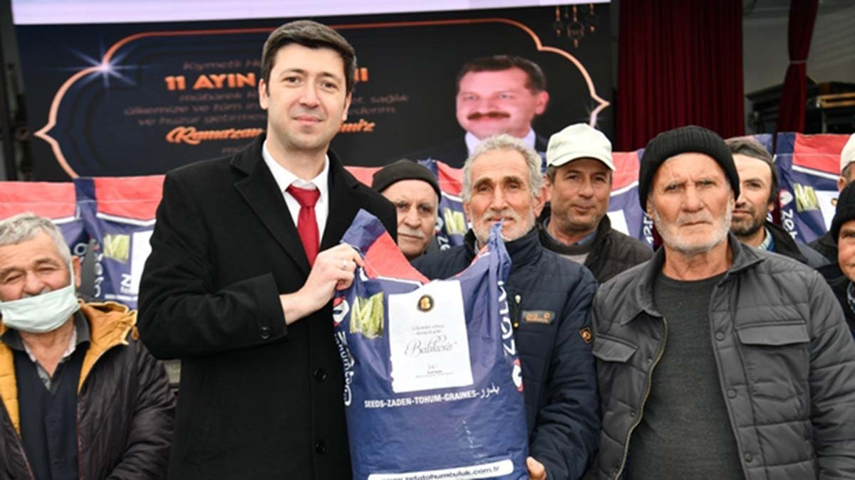 Balıkesir'de üreticiye badalan fasulye tohumu desteği