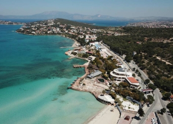 Çeşme'de konaklama bedeli 1000 TL'den başlıyor