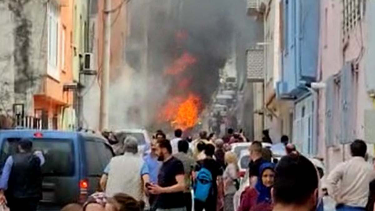 Bursa'da uçak düştü; Pilot ve yardımcısı kurtarılamadı