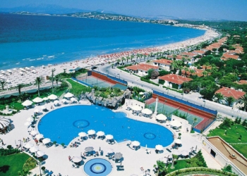 Çeşme'de bayram tatili öncesi hazırlıklar tamam