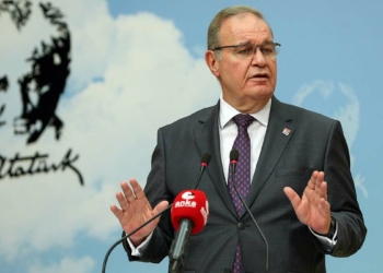 Bu konu siyasetçilerin değil tarihçilerin işidir