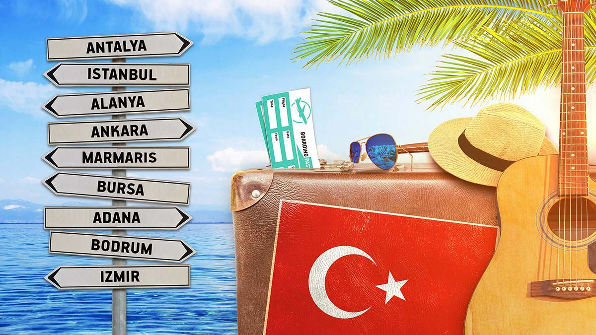 Yeditepe Üniversitesi Ticari Bilimler Fakültesi Turizm İşletmeciliği Bölümü Başkanı Doç. Dr. Murat Yücelen, "Rusya-Ukrayna savaşı turizm sektöründeki beklentileri değiştirdi" açıklamasında bulundu.