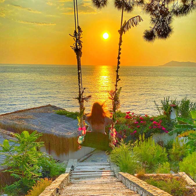 Balayı çiftleri tatil rotalarını çizmeye başladı