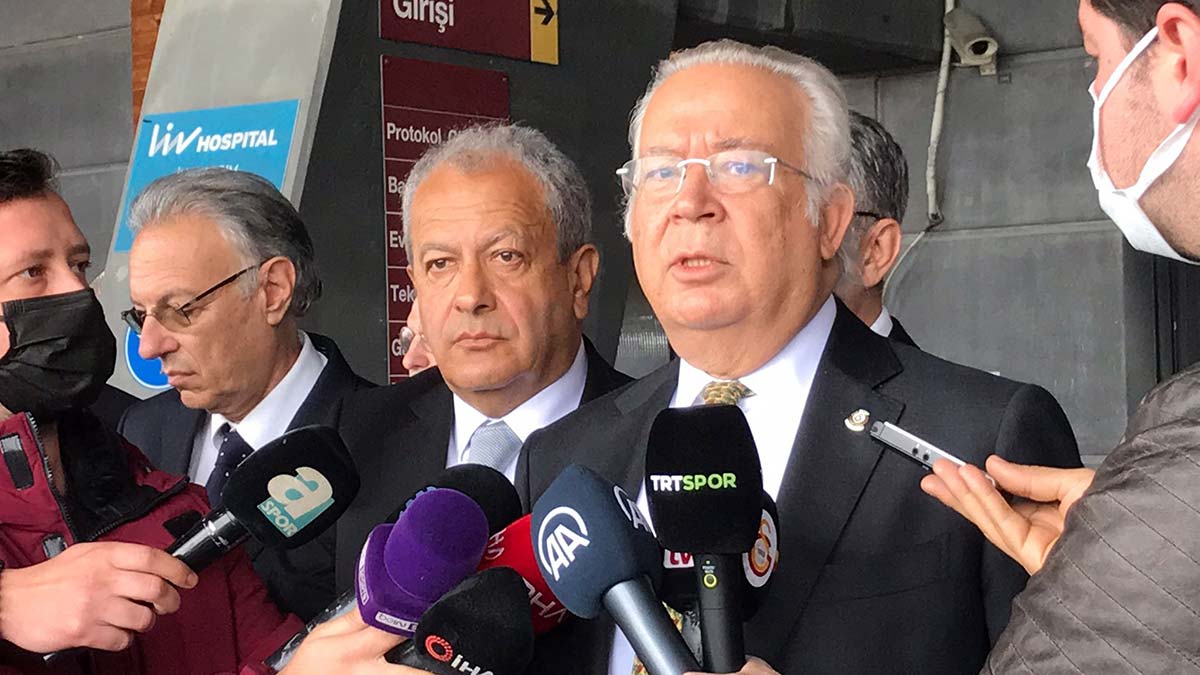 Galatasaray zor bir süreçten geçiyor