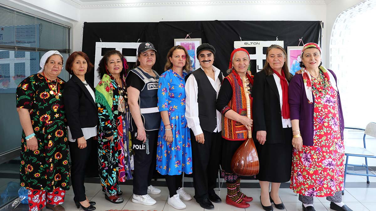 Kadına şiddete karşı 'Kaç Bahar Kaç' oyunu