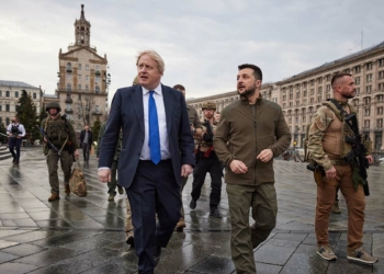 Boris Johnson Kiev sokaklarında gezdi