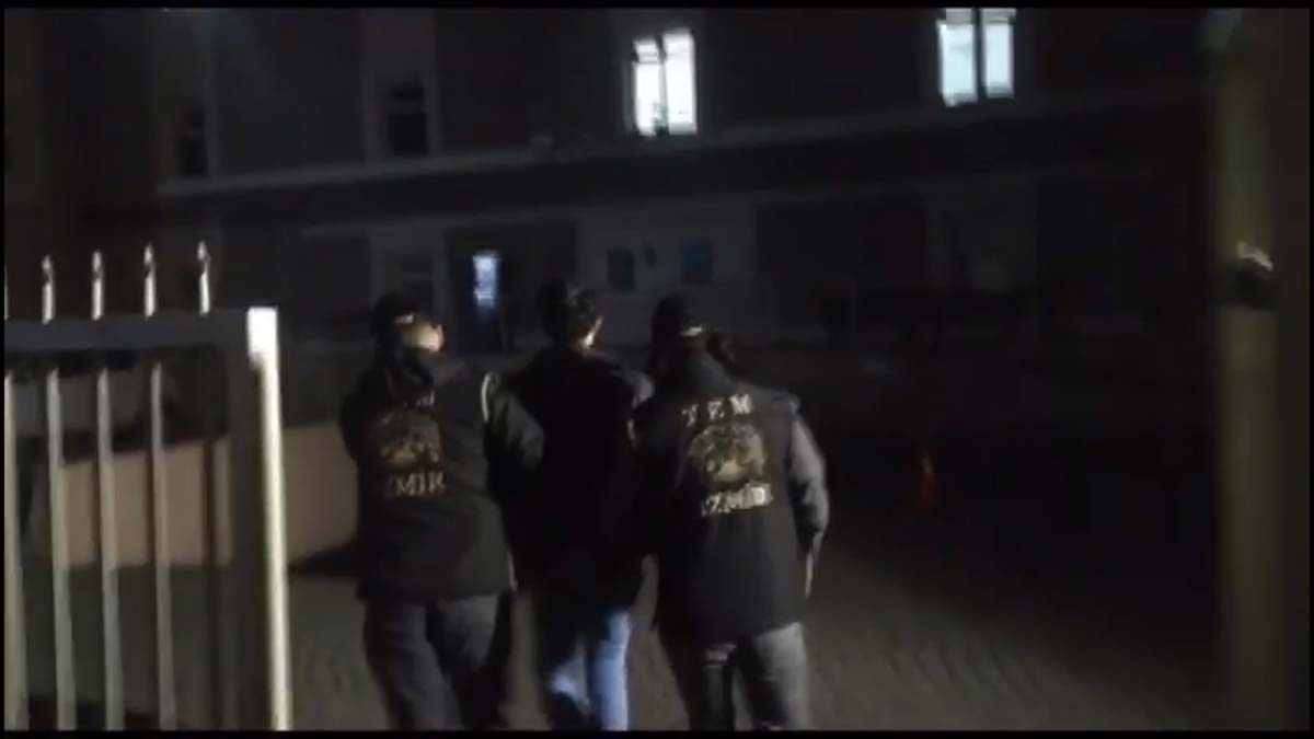 İzmir merkezli 31 ilde FETÖ operasyonu