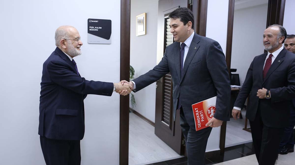 Karamollaoğlu Gültekin Uysal ile bir araya geldi