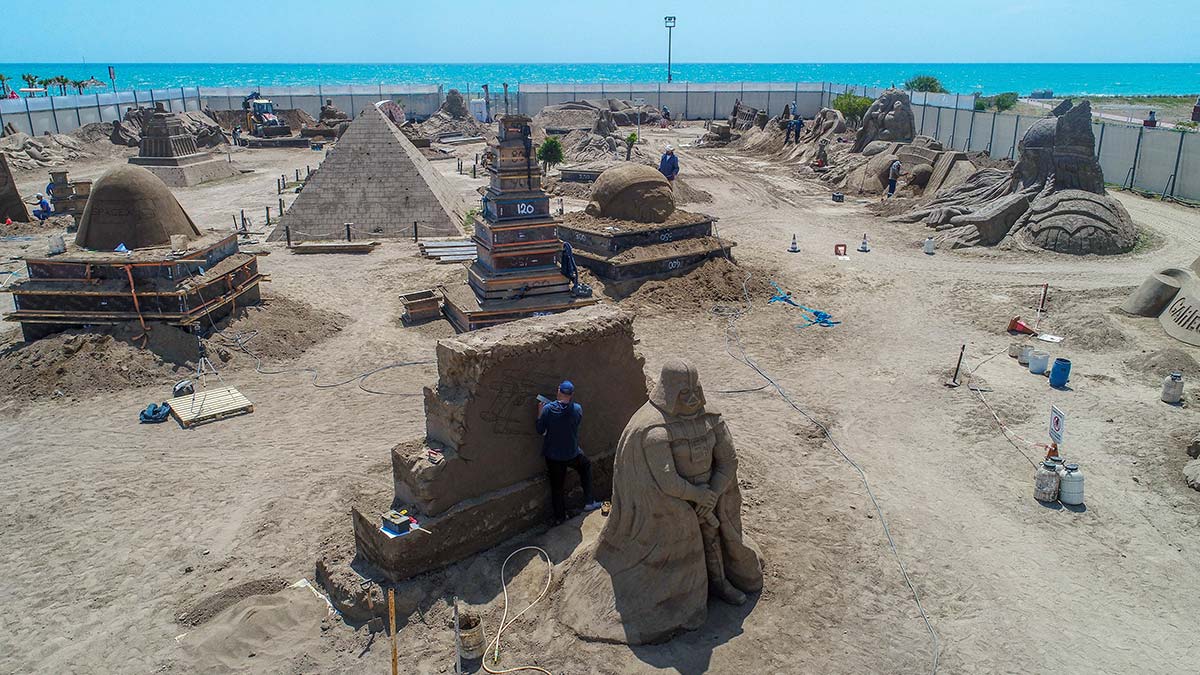 Kum Heykel Festivali'nin yeni teması uzay