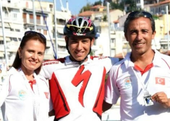 Triatlon sporcusu Ata Yahşi trafik kazasında hayatını kaybetti