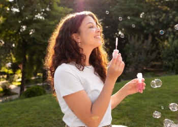 Bir günde olsa mutlu olalım