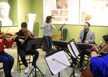 Burdur Arkeoloji Müzesi'nde müzik dinletisi