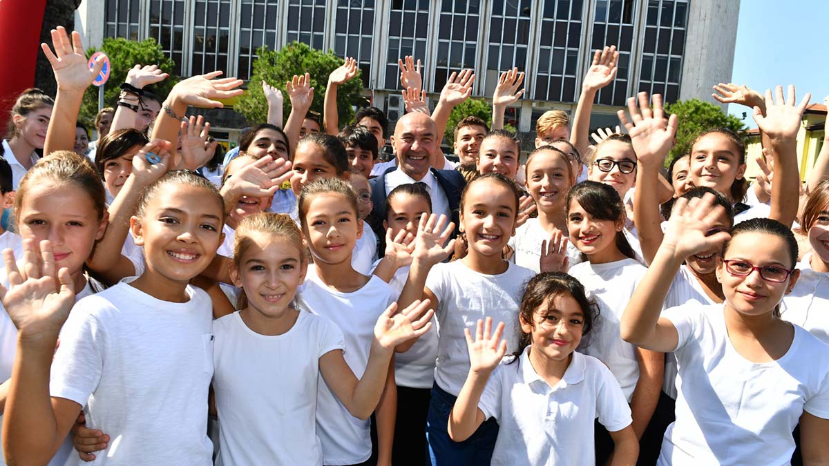 İzmir'de 23 Nisan coşkusu yaşanacak