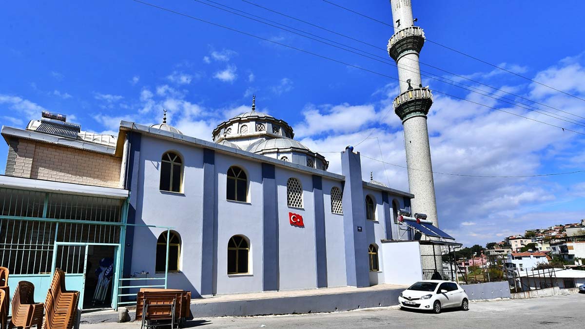 İzmir Büyükşehir'den Eyüp Ensari Camii'ne destek