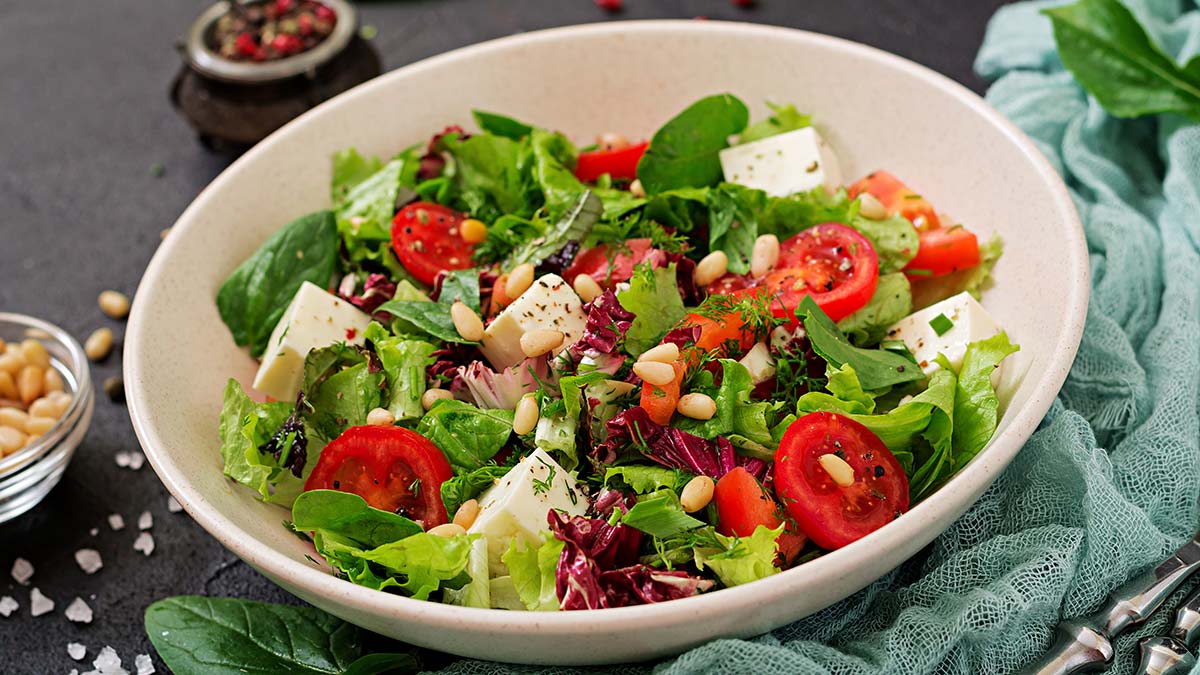 Kışa veda ederken çiçeklerin tomurcuklandığı bu ay sağlık için faydaları olan birçok besinin yetiştiği aydır. Peki bu besinler hangilerdir? İşte Nisan ayının 7 süper besini.