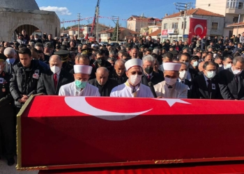 Şehit teğmen Kaan Kanlıkuyu toprağa verildi