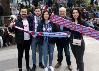 Trabzon'da Beşiktaş maçı öncesi renkli görüntüler