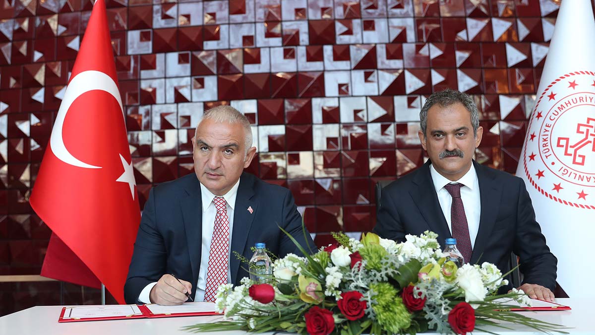 Güzel Sanatlar Liseleri için protokol