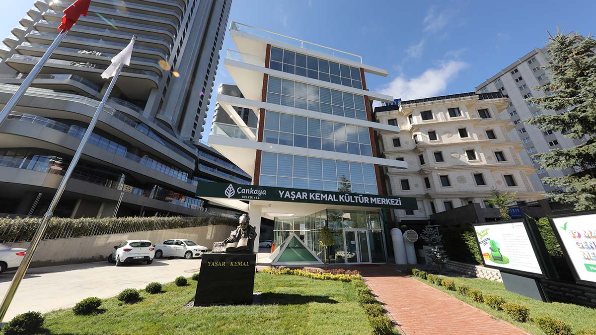 Cumhuriyetin 2. Yüzyılına Doğru Demokrasi Söyleşileri