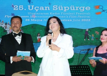 Uçan Süpürge 25 yaşında