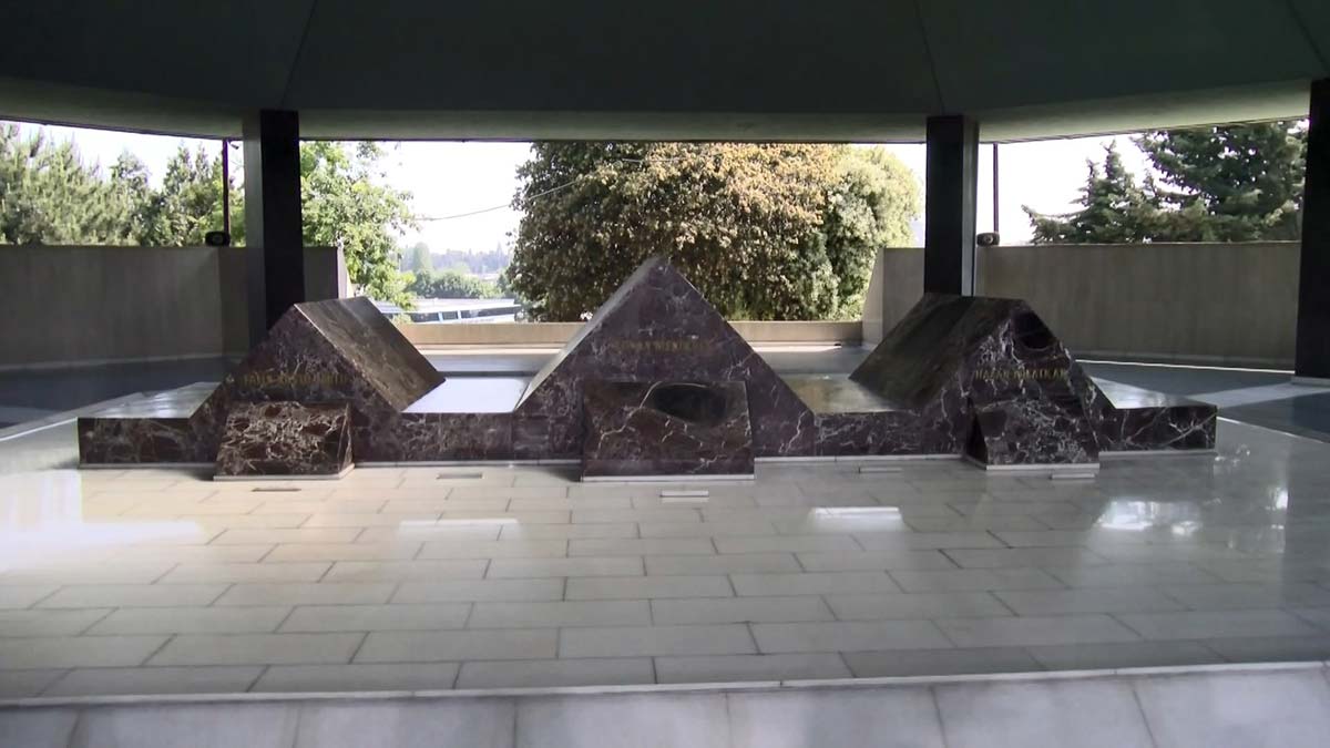 Adnan Menderes Anıt Mezar'da anıldı