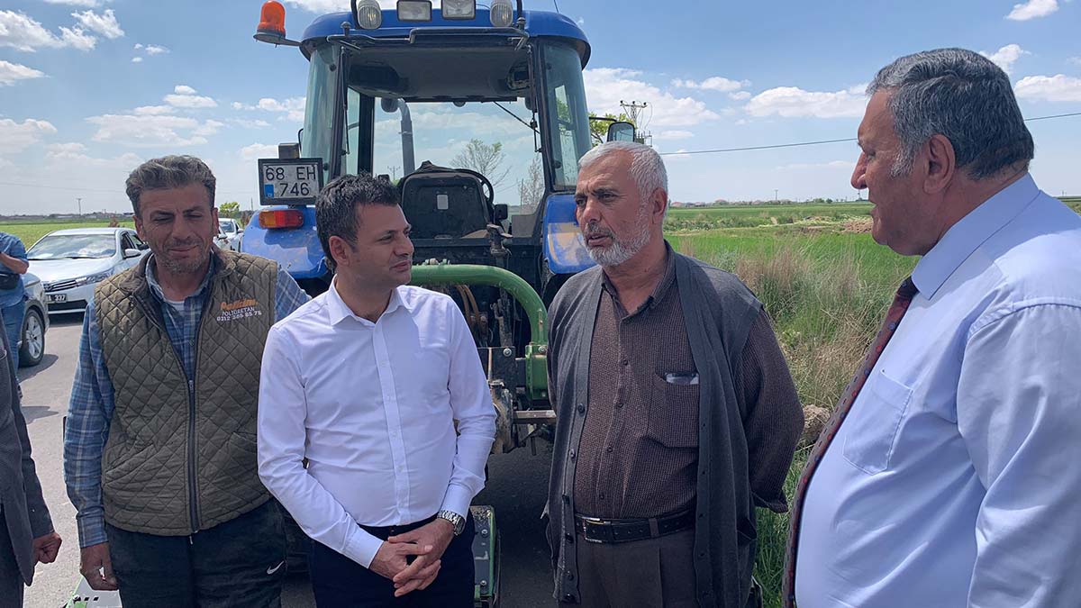 Cumhuriyet Halk Partisi (CHP) Niğde Milletvekili Ömer Fethi Gürer, "İneğini, koyununu satan köylüler ne yapacağını şaşırdı, Çiftçiler ve hayvan yetiştiricileri kan ağlıyor" dedi.