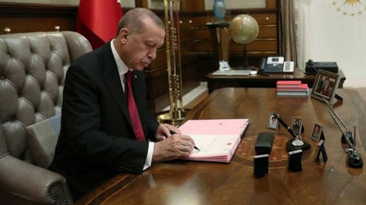 9 ile yeni vali atandı, 10 vali yer değiştirdi