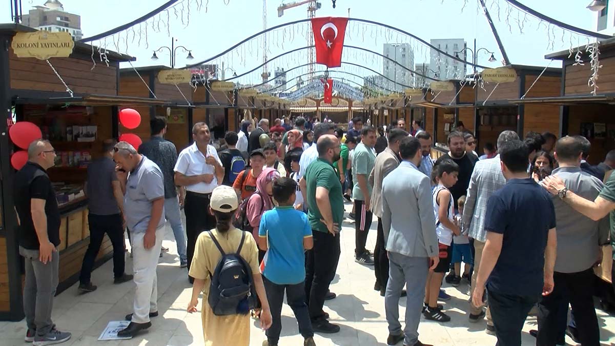 9'uncu Sancaktepe Kitap Fuarı açıldı 