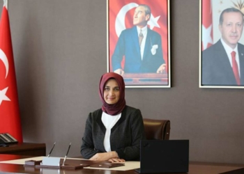 Afyonkarahisar'ın ilk kadın valisi Yiğitbaşı oldu