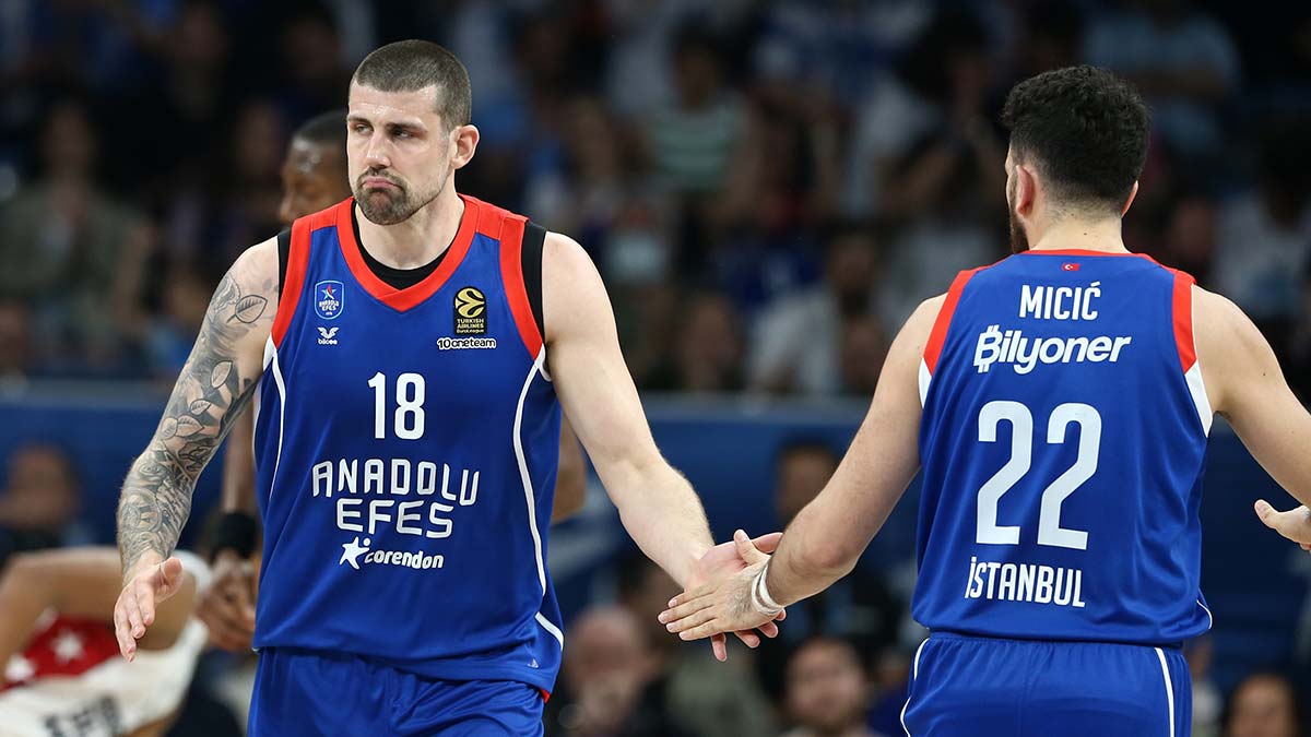 Anadolu Efes, EuroLeague'de final için oynayacak