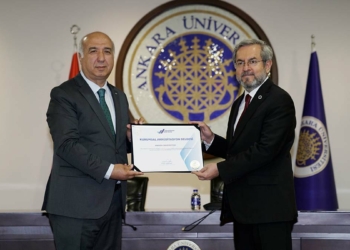 Ankara Üniversitesi'ne 'Akreditasyon Belgesi'
