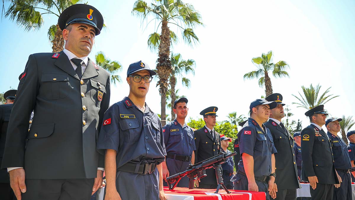 Antalya'da 30 özel bireyin askerlik heyecanı