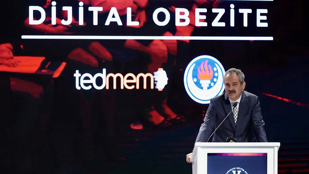 Bakan özer, Uluslararası Eğitim Forumu'na katıldı