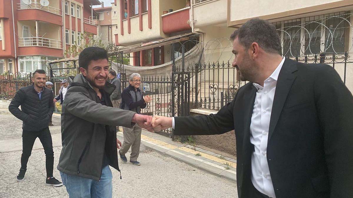 Başkan Çetin, Pursaklar vatandaşıyla bayramlaştı