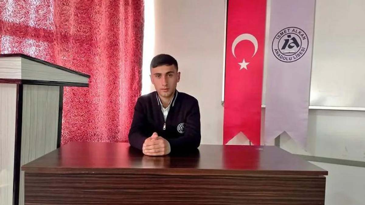 Berat, Pi sayısıyla Türkiye rekoru kırdı