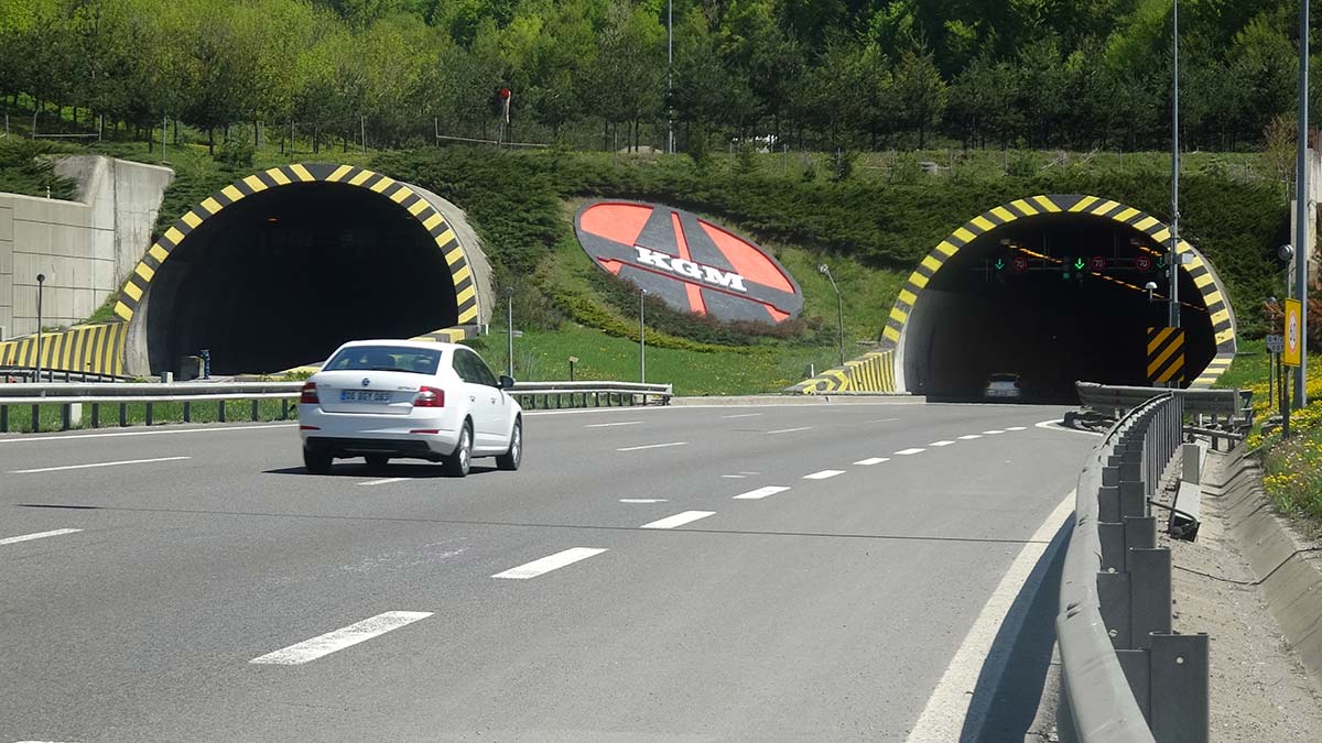 Bolu Dağı Tüneli'nin İstanbul yönü 35 gün kapandı