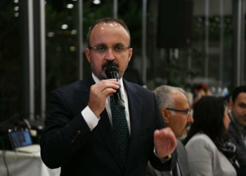 Bülent Turan, Alevi dedeleriyle bir araya geldi