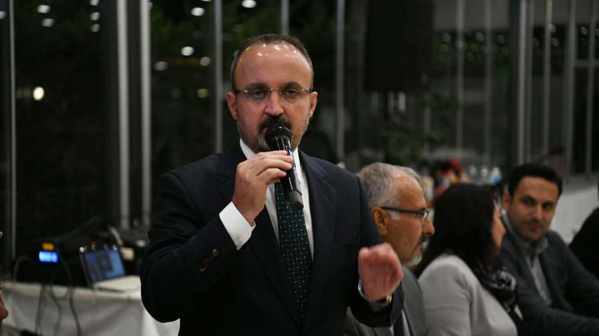 Bülent Turan, Alevi dedeleriyle bir araya geldi