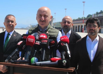 'Çamur at izi kalsın' bildikleri tek siyaset