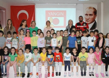 Çocuk Gelişim Merkezi'ndeki öğrencilere yangın eğitimi