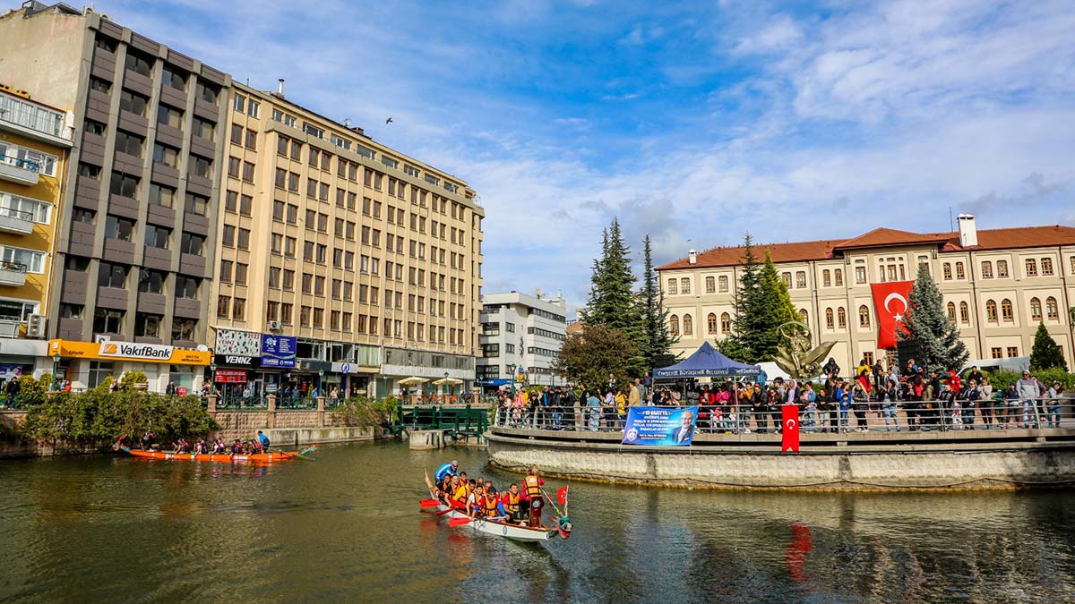 Dragon Yarışları nefesleri kesti