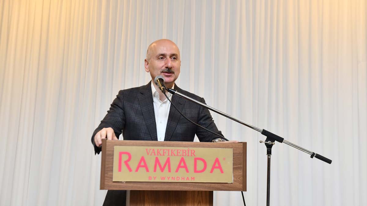 'Dedikodu siyasetiyle oyalanacak vaktimiz yok'